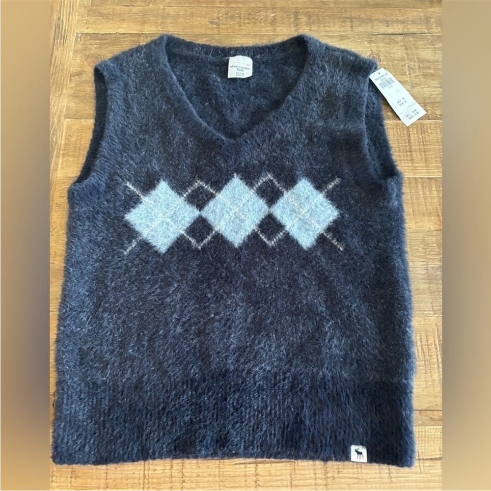 NWT Abercrombie and Fitch Argyle Vest. Boy’s Sz 11-12 Preppy | Blues | Timeless